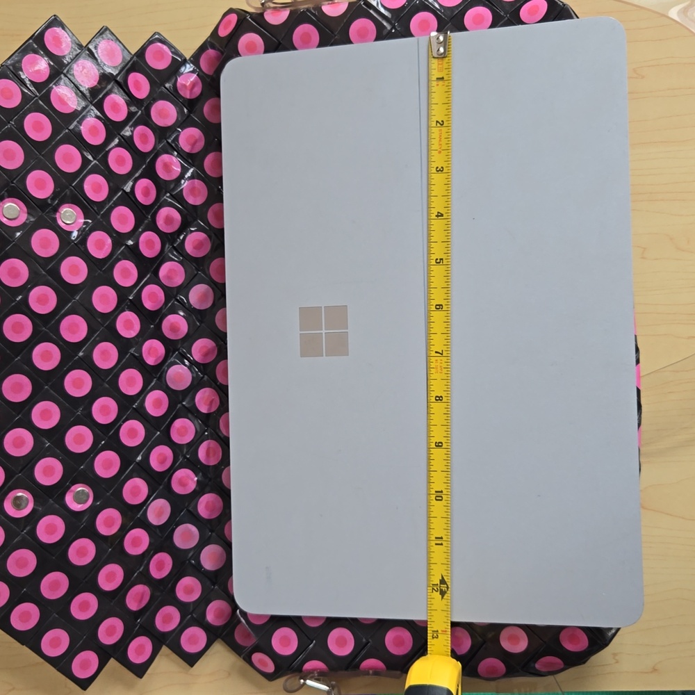 Rebagz Half The Sky Designs pink polka dot messenger/computer bag - Picture 2 of 16